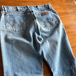 Light Blue Men's Denim Jeans - Classic Fit